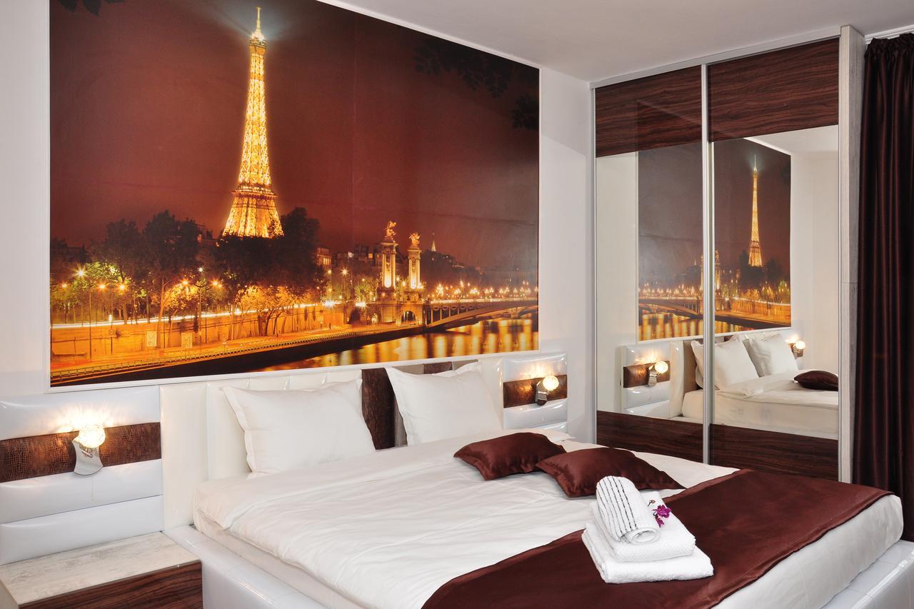 Lombardi Family Hotel Русе Экстерьер фото