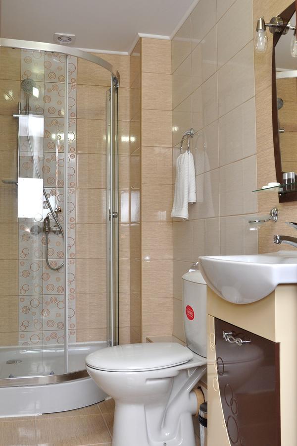 Lombardi Family Hotel Русе Экстерьер фото