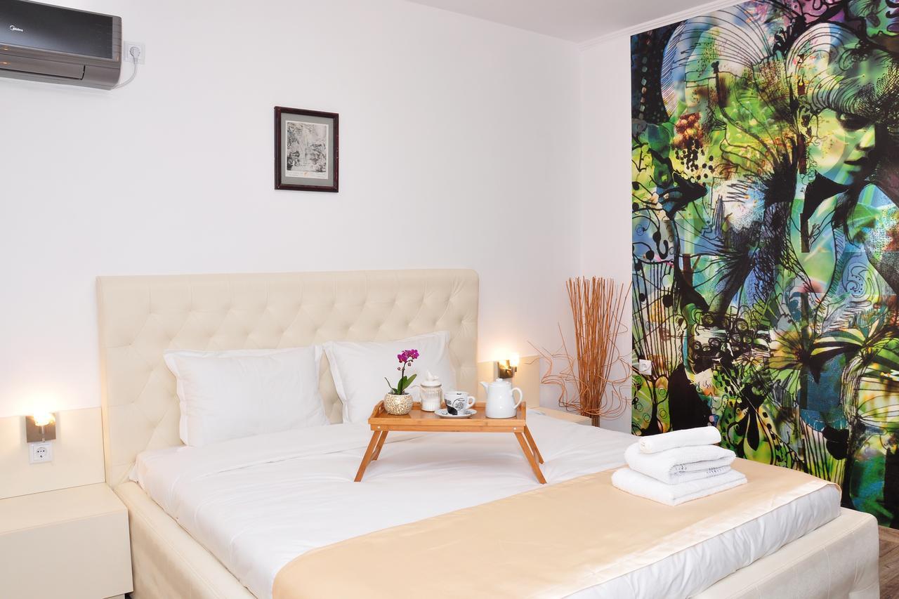 Lombardi Family Hotel Русе Экстерьер фото