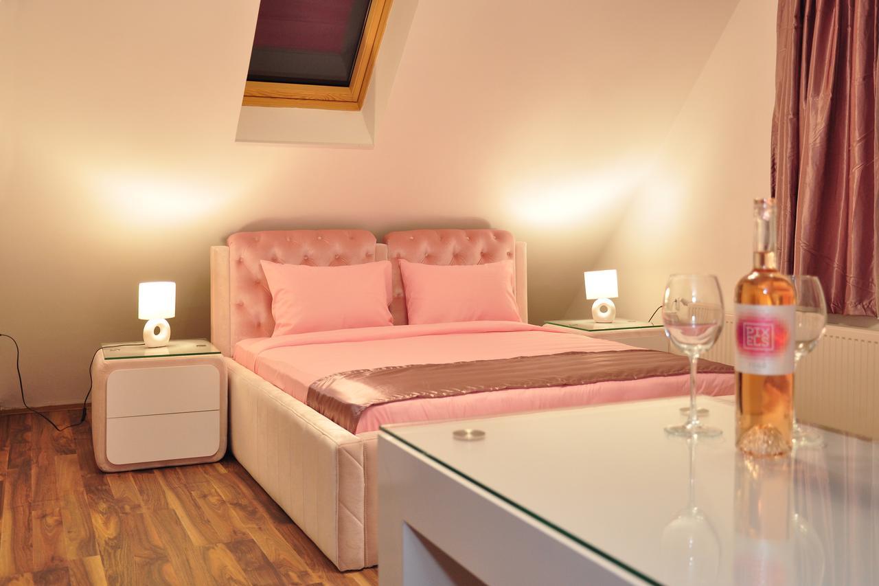 Lombardi Family Hotel Русе Экстерьер фото