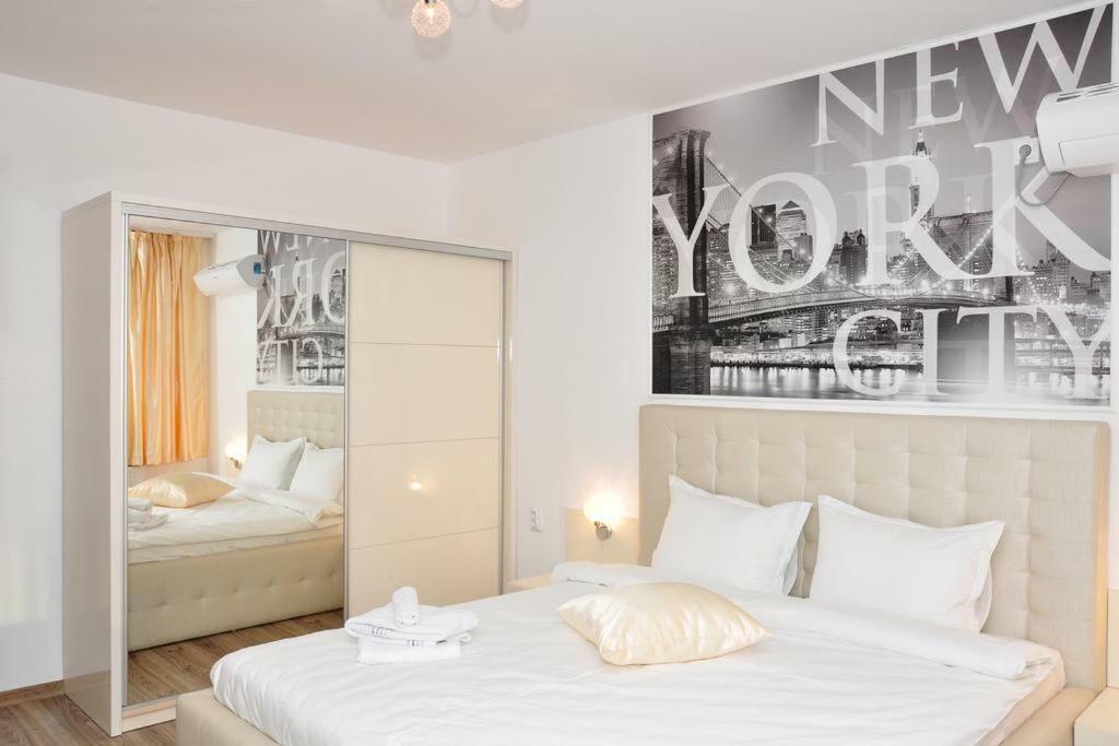 Lombardi Family Hotel Русе Экстерьер фото